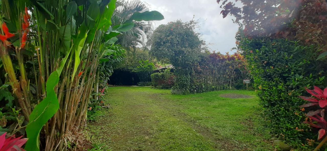 ビハグア Jardin Entre Montanas Bed & Breakfast エクステリア 写真